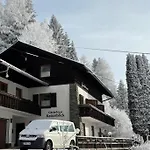 Gaestehaus Kaiserblick לינה וארוחת בוקר באד קליניקירשהיים