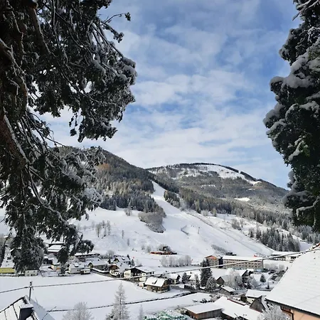 Gaestehaus Kaiserblick باد كلينكيرشهايم