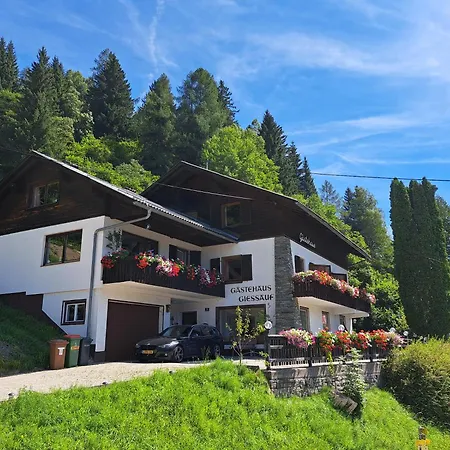 Bed & Breakfast Gaestehaus Kaiserblick *