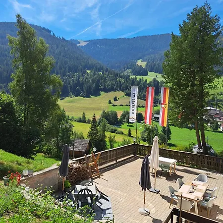 ベッド・アンド・ブレックファスト Gaestehaus Kaiserblick