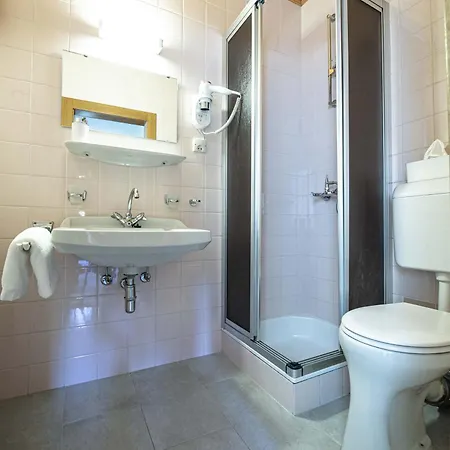 فندق مبيت وإفطار Gaestehaus Kaiserblick 3*